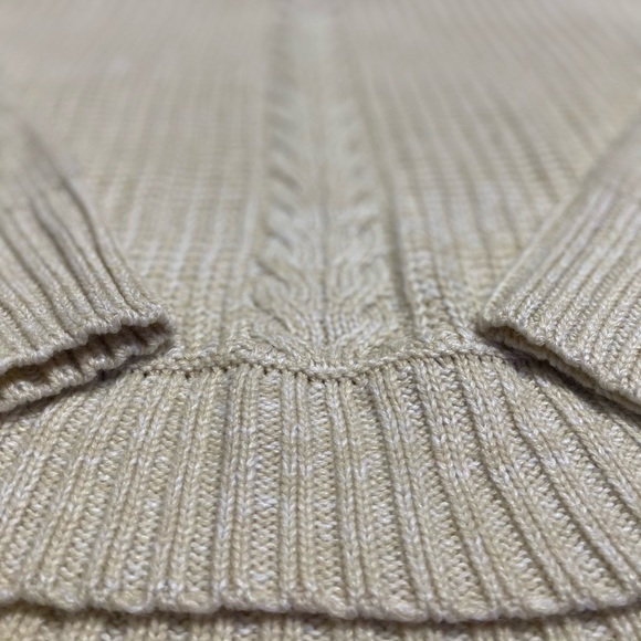 American Rag Sweater 🤍 - Picture 3 of 3